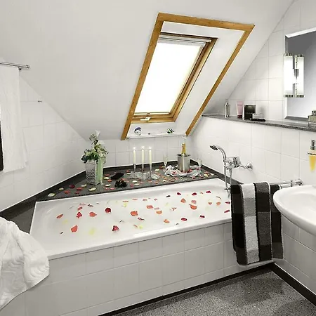 Management - Business Apartment
