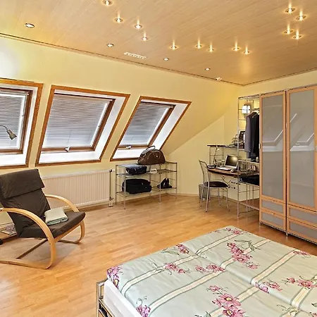 Management - Business Apartment *